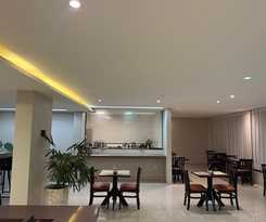 Hotel Izzy