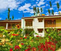 Hotel Ldumra Oasis