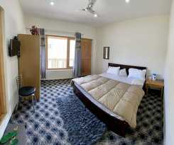 Hotel Yanglha Guest House
