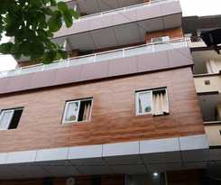 Hotel AyushMan Inn
