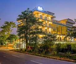 Hotel Urban Oasis Near Millennium Metro