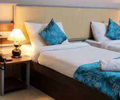 Hotel 1047 Vamsor heights
