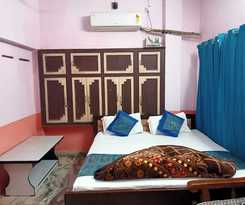 Hotel Shristi Home Stay
