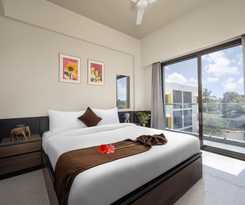 Hotel Saavi Suites