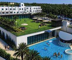  Moon Resort and Spa