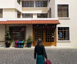 Hotel Makroz Colonial