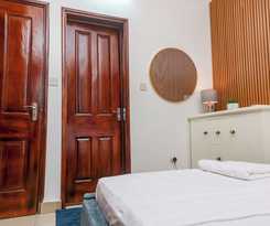 Hotel T-Square Residence Makepe