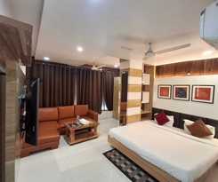 Hotel Sapphire Inn
