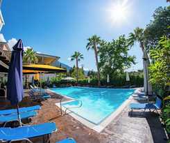  HOTEL ENA