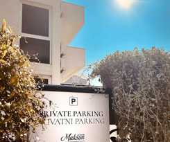 Hotel Maksim