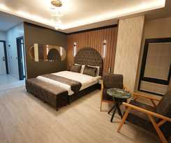  Milena Otel