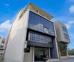 Hotel Cosmos Green