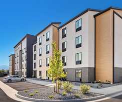 Hotel LivAway Suites Seattle-Renton