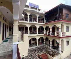 Hotel Gujrat Bhawan