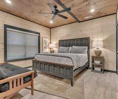 Hotel Pigeon Forge Large Cabins