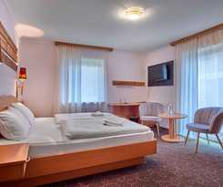  LuCA HOTEL