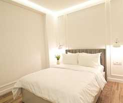 Hotel Elegant Escape on Amiryan by Sweet Home