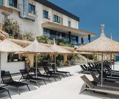 Hotel Shayna Beach Club