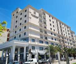 Hotel H&ocirc;tel EL AZIZ INN
