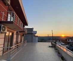  SEL&Ccedil;UK APART