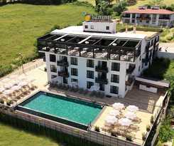  Lemon Suites and Restaurant