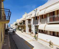  Sun Garden Hotel
