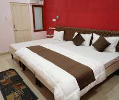 Hotel Shree Puram Guest House