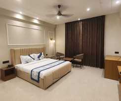 Hotel THE MAJESTIC GRAND