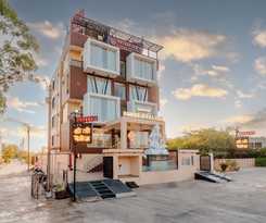 Hotel Travinities Shree Ji Palace