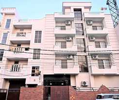 Hotel Atharv Kaashi - Behind Sigra Sports Stadium