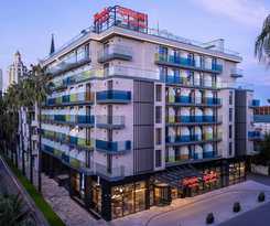 Hotel Hampton By Hilton Batumi Center
