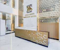 Hotel Townhouse OAK Near The Park Mall Semarang Formerly Semarang Boutique