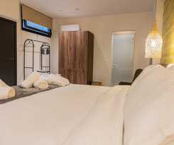  Trikala Mall Suites !