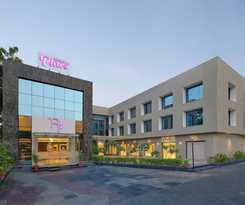 Hotel Regenta Place Ahmedabad