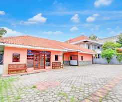 Hotel OYO 94761 Indah