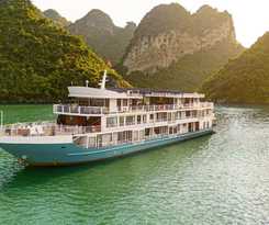 Hotel Oasis Bay Party Cruise