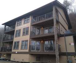 Hotel River\'s Edge