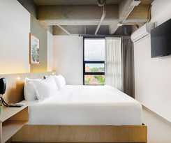 Hotel Attic 33