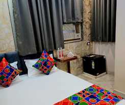 Hotel Shiv Grand SV