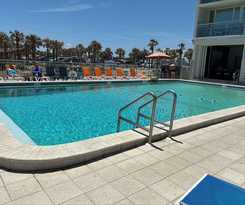 Hotel Georgian Inn Beach Club