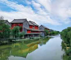 Hotel Qichi Waterfront BandB