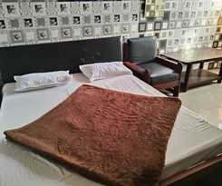 Hotel Yash Palace Kanpur