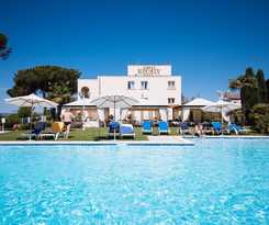  Hotel Holiday