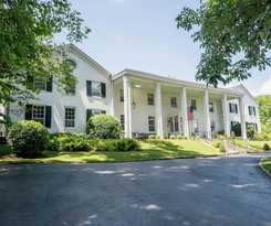 Hotel Historic General Lewis Inn