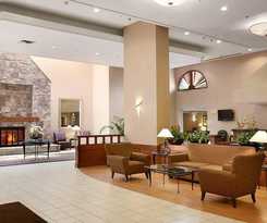 Doubletree By Hilton Toronto Airport