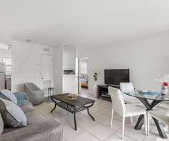 Hotel Pompano 3225