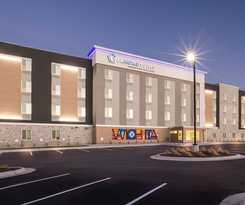 Hotel Everhome Suites Wichita Northeast by Choices