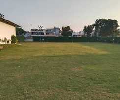 Hotel Rv Pool Resort