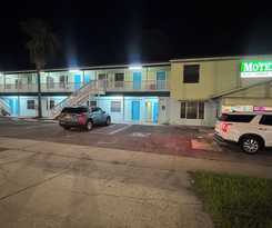  GREENKEY BEACH MOTEL