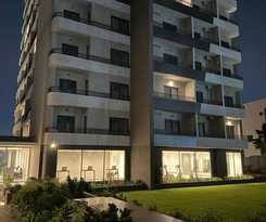 Hotel Bantree Luxury Apartments by Cozy